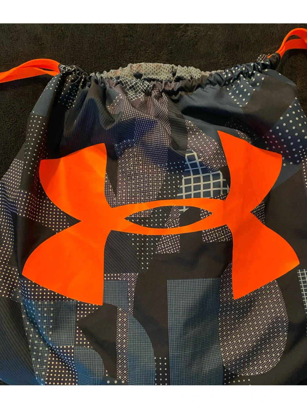 Under Armour Boys Navy Blue & Orange Hooded Windbreaker sackpack Jacket